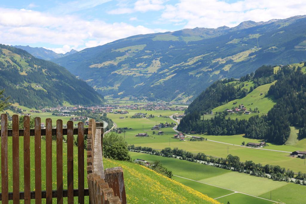Dieaussicht - Refugium Am Berg ฮิพพาค ภายนอก รูปภาพ